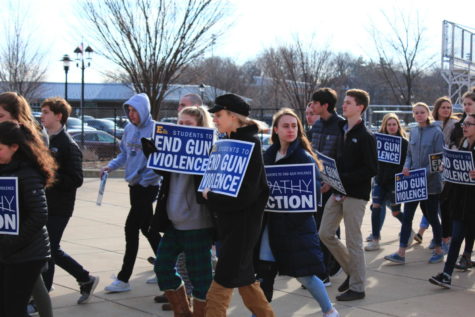 Students walk out to end gun violence