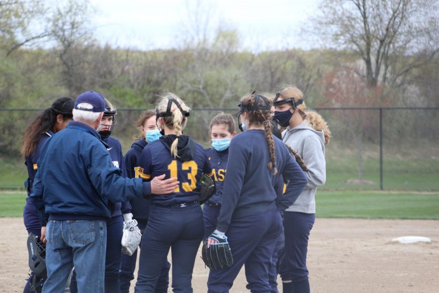 Softball team looks to right the ship after rough start to their season