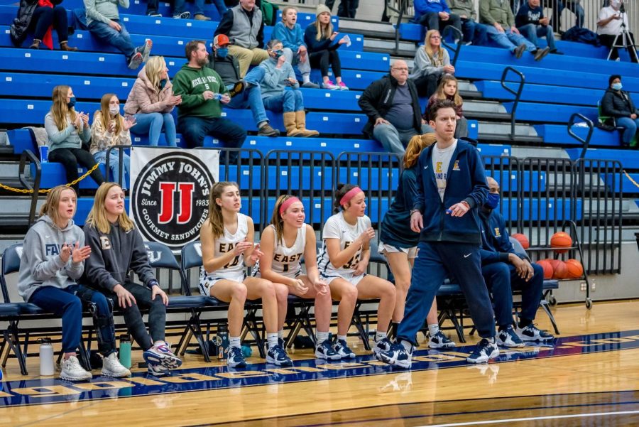 Girls+Basketball+Aims+to+Bounce+Back