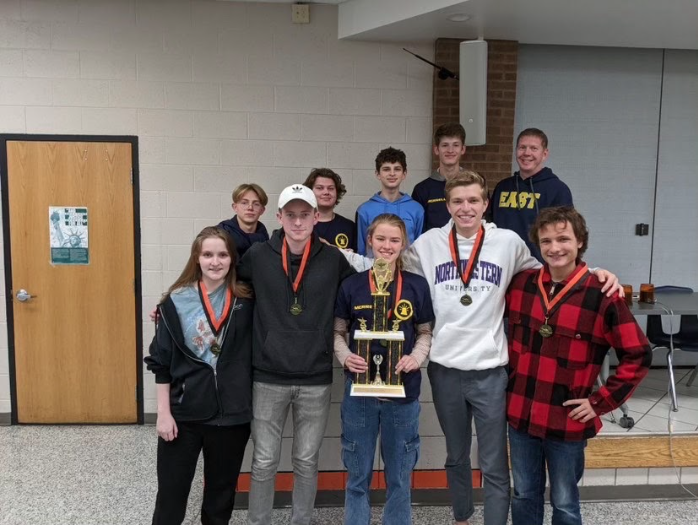 East+Quiz+Bowl+is+on+their+way+to+the+National+Competition