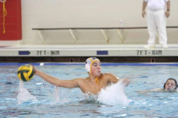 EGR Boys Water Polo Swims into Season